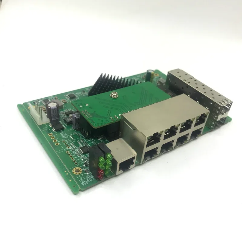 PoE イーサネット スイッチ モジュール 2 ギガビット  - Sfp+ 10G Managed Switch 8 Port のレビューと価格