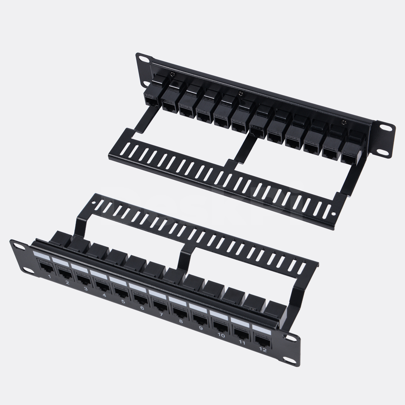 DeskPi Rackmate 12ポートCAT6キーストー - Deskpi Super6C のレビューと価格
